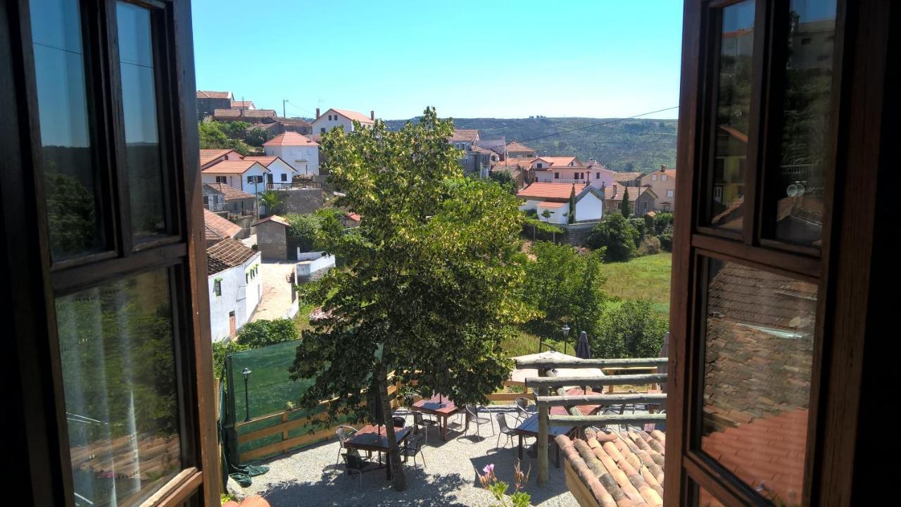 Chale Pouso Da Serra - Casas De Montanha Costilhao Buitenkant foto