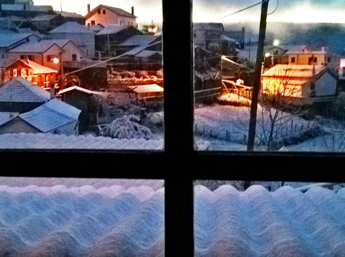 Chale Pouso Da Serra - Casas De Montanha Costilhao Buitenkant foto